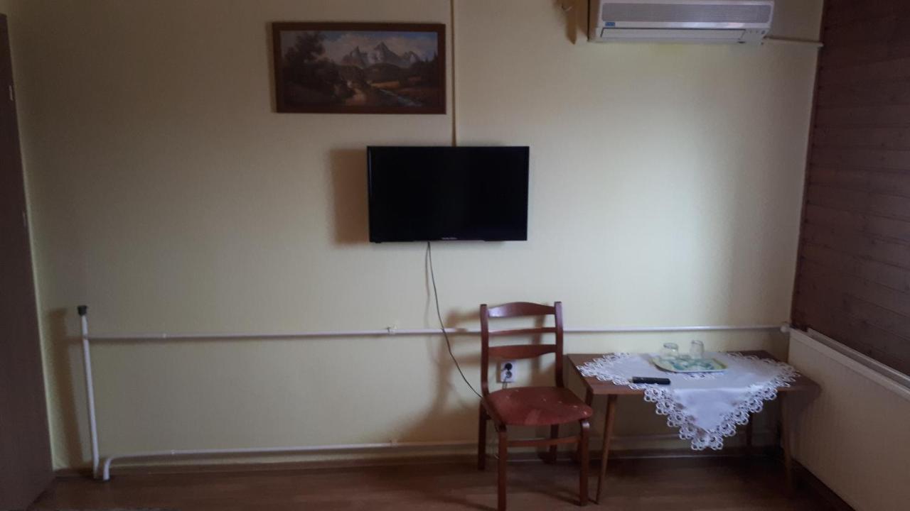 Napsugar Panzio Otel Vác Dış mekan fotoğraf
