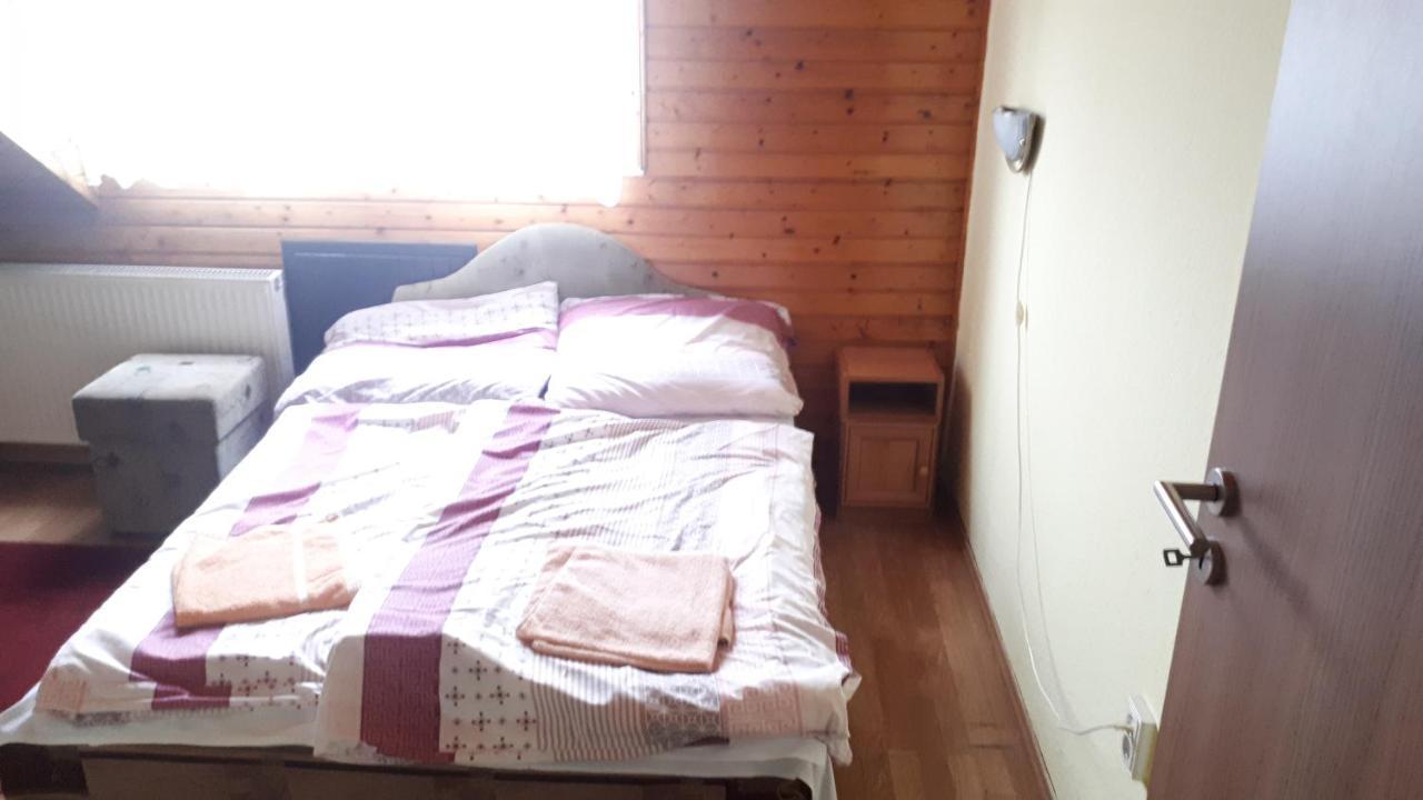 Napsugar Panzio Otel Vác Dış mekan fotoğraf